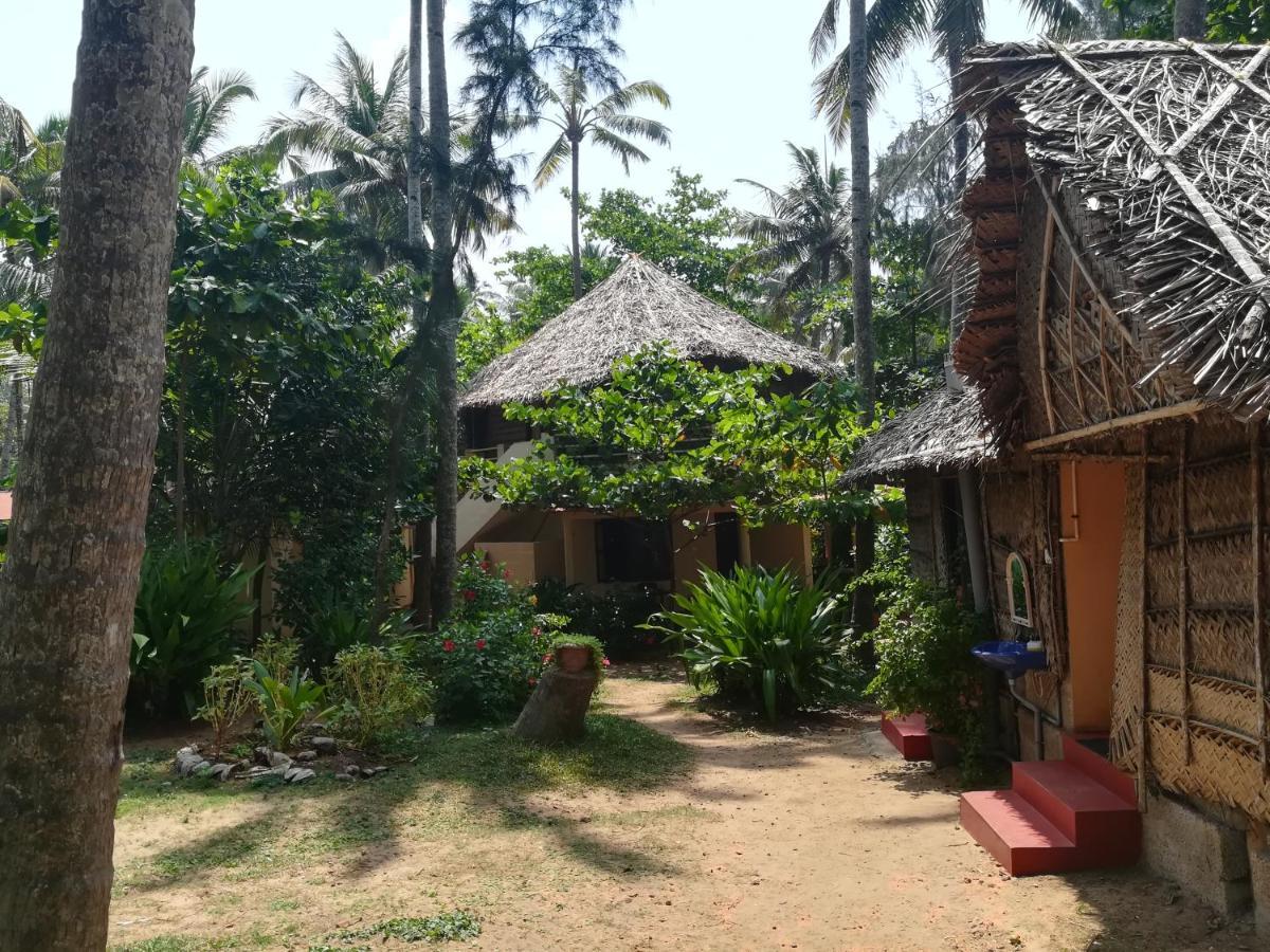 Sukriti Beach Resort 瓦尔卡拉 外观 照片