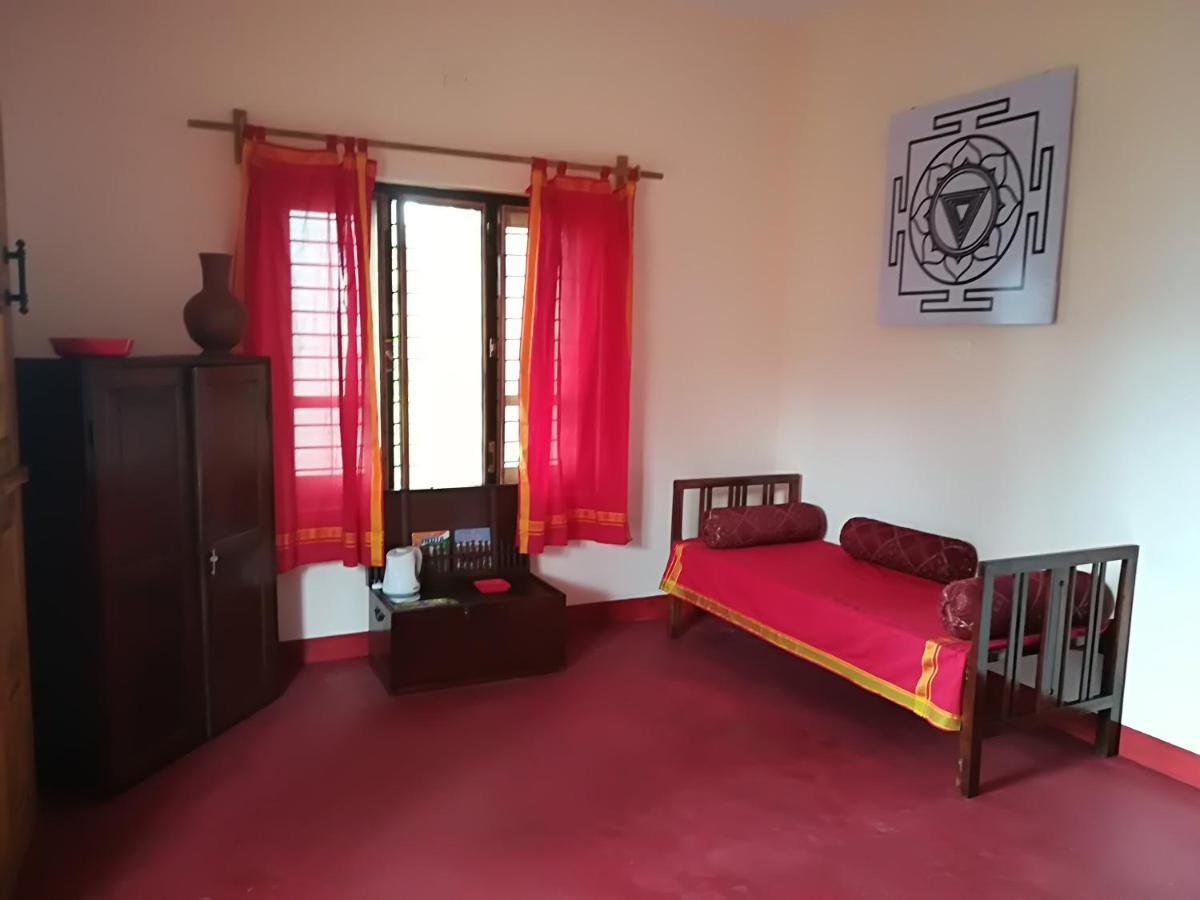 Sukriti Beach Resort 瓦尔卡拉 外观 照片